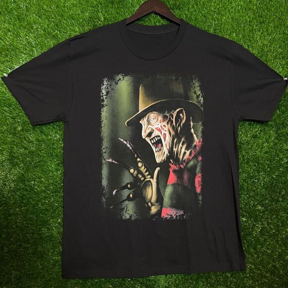 Freddy Krueger Horror Movie T-shirt size Large - Picture 1 of 4